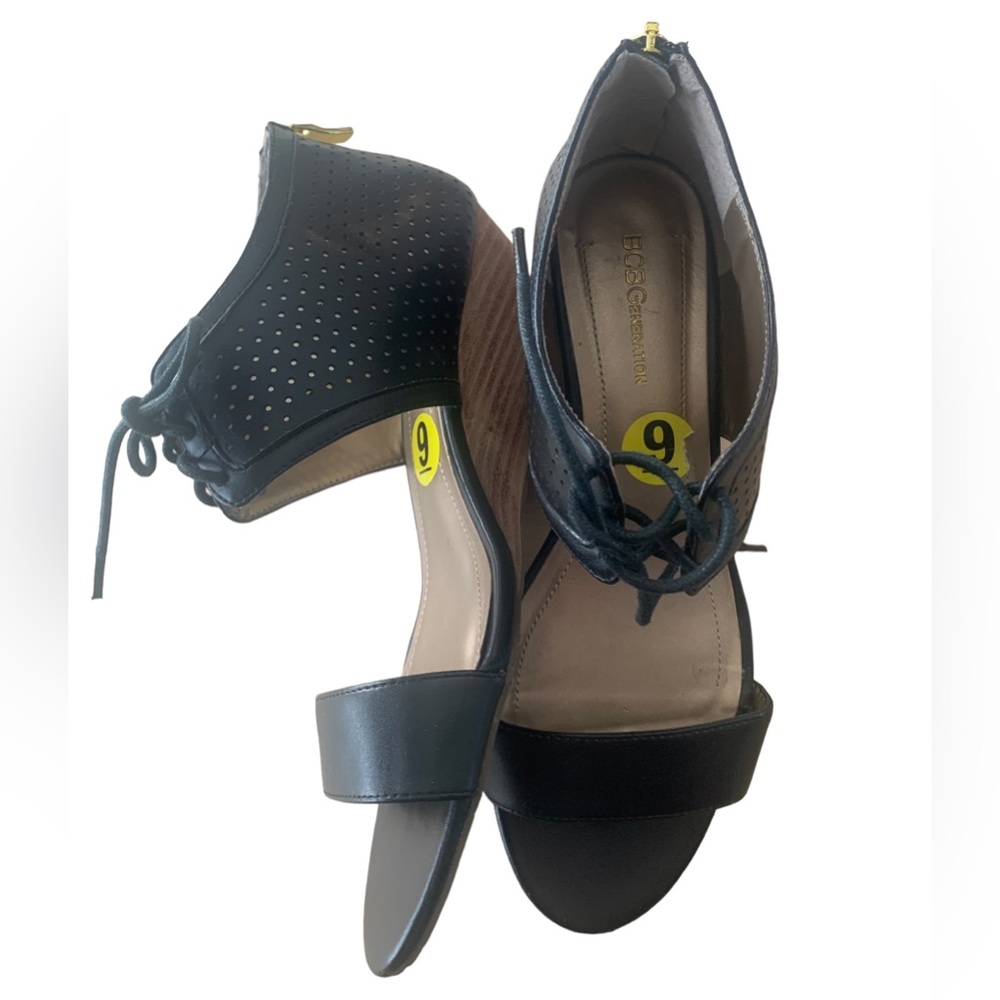 BCBGeneration Wedge Heel Sandals Women’s Ankle Ties Black Size 9 Used Good Shape